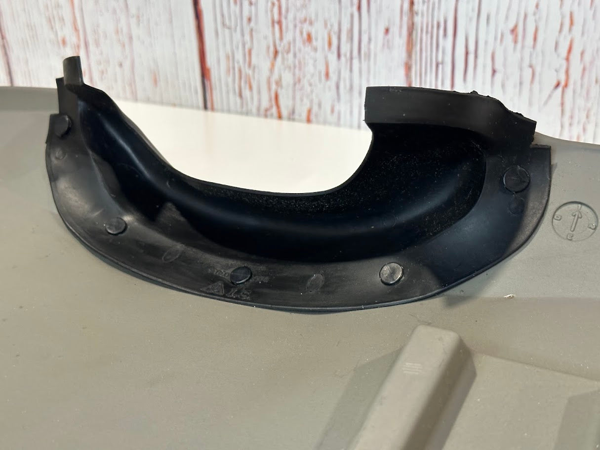 Chevy - 99-06 Chevy GMC Silverado Sierra Front Knee Bolster Trim