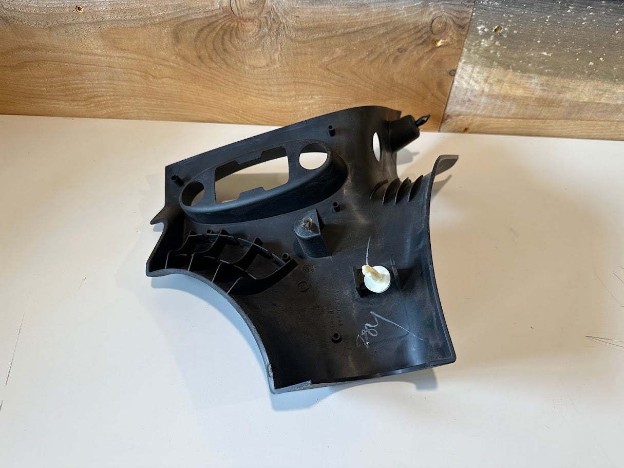 Jeep - 07-10 Jeep Wrangler JK JKU Front RH Upper A-Pillar Molding