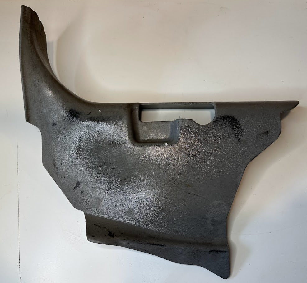 Chevy - 99-06 Chevy GMC Silverado Sierra Drive Kick Panel Trim LH