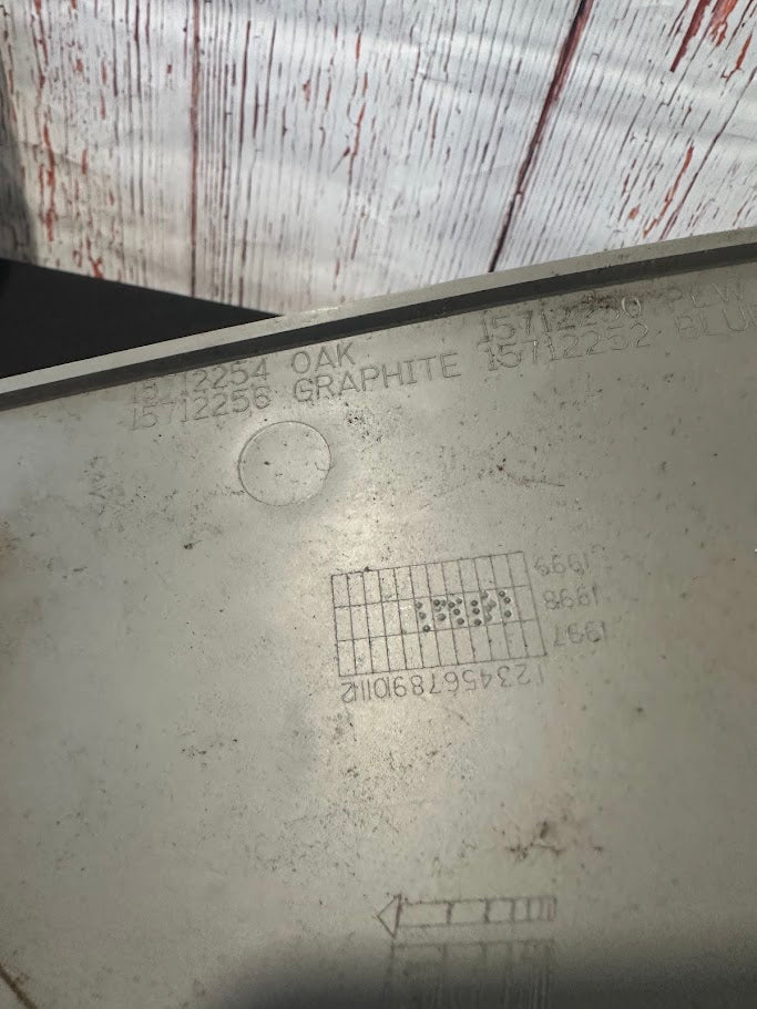 Chevy - 99-06 Chevy Silverado Side Dash End Cap Fuse Access Trim Panel Cover 15712242LF