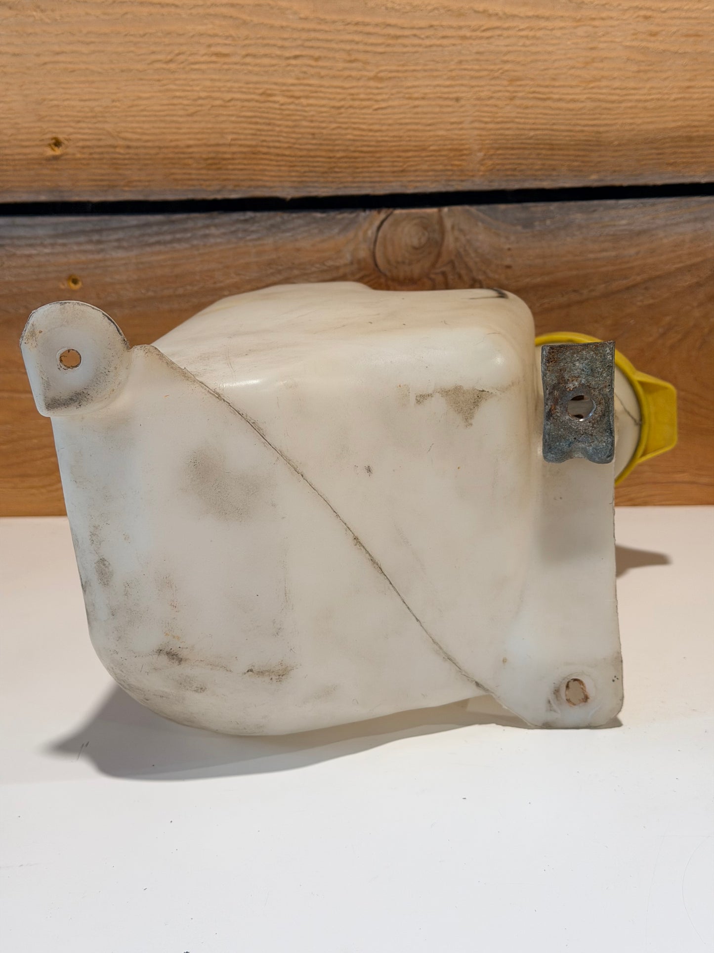 Jeep - 97-02 Jeep TJ Wrangler Single Pump Windshield Washer Reservoir Sprayer Tank OEM