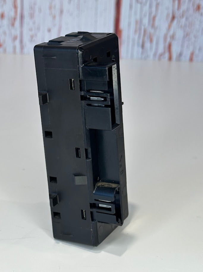 Chevy - 99-02 Chevy GMC Cadillac 4WD Wheel Drive Switch Button Control OEM