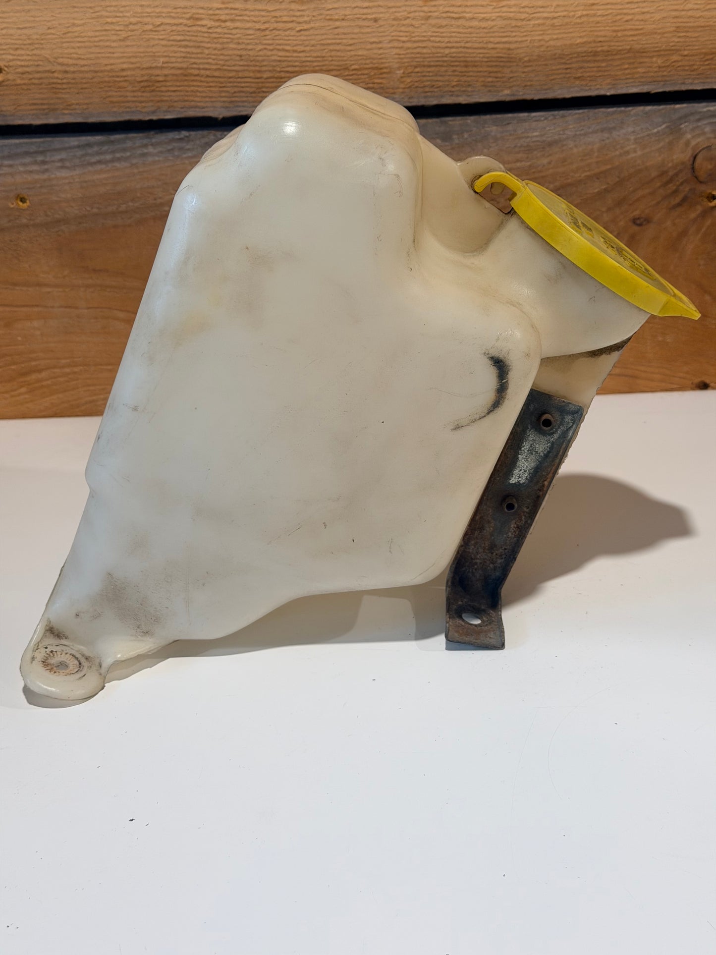 Jeep - 97-02 Jeep TJ Wrangler Single Pump Windshield Washer Reservoir Sprayer Tank OEM
