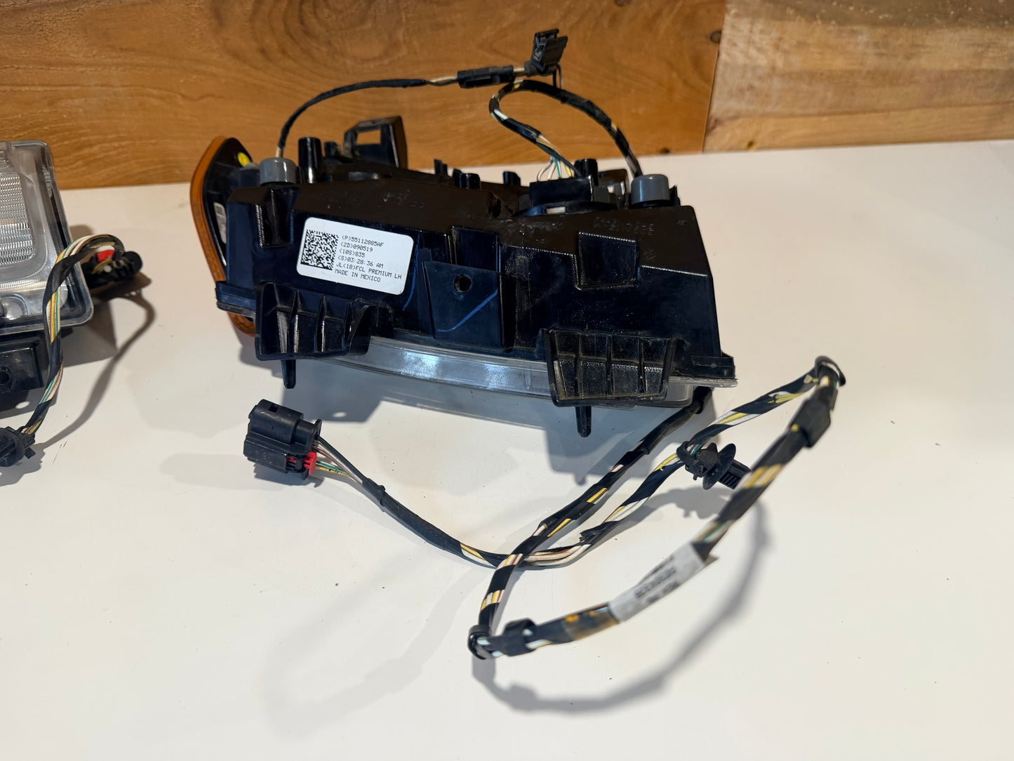Jeep  - 2018-2025 JEEP WRANGLER MOPAR OEM LED RT & LT SIDE FRONT FENDER LIGHT