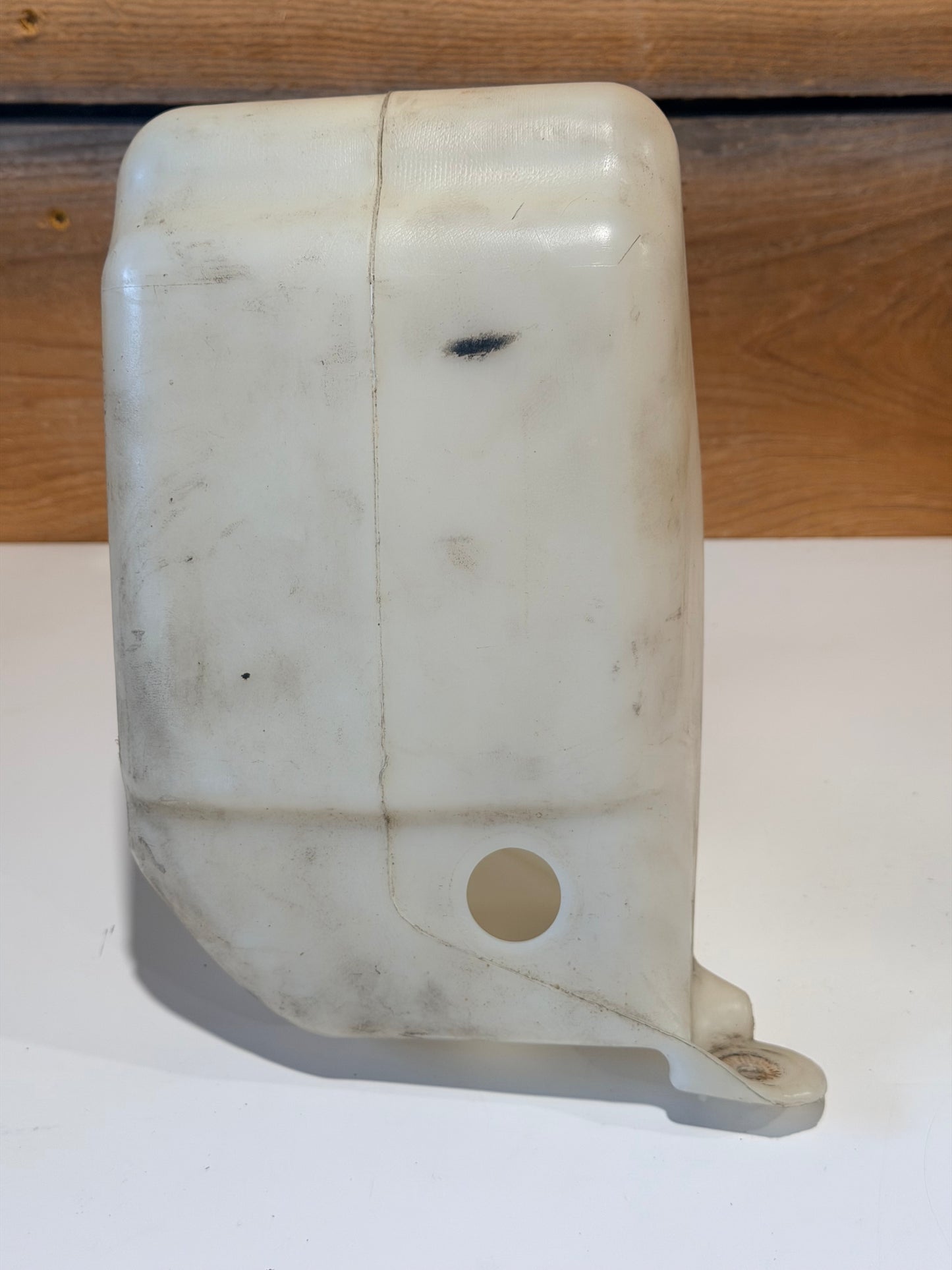 Jeep - 97-02 Jeep TJ Wrangler Single Pump Windshield Washer Reservoir Sprayer Tank OEM