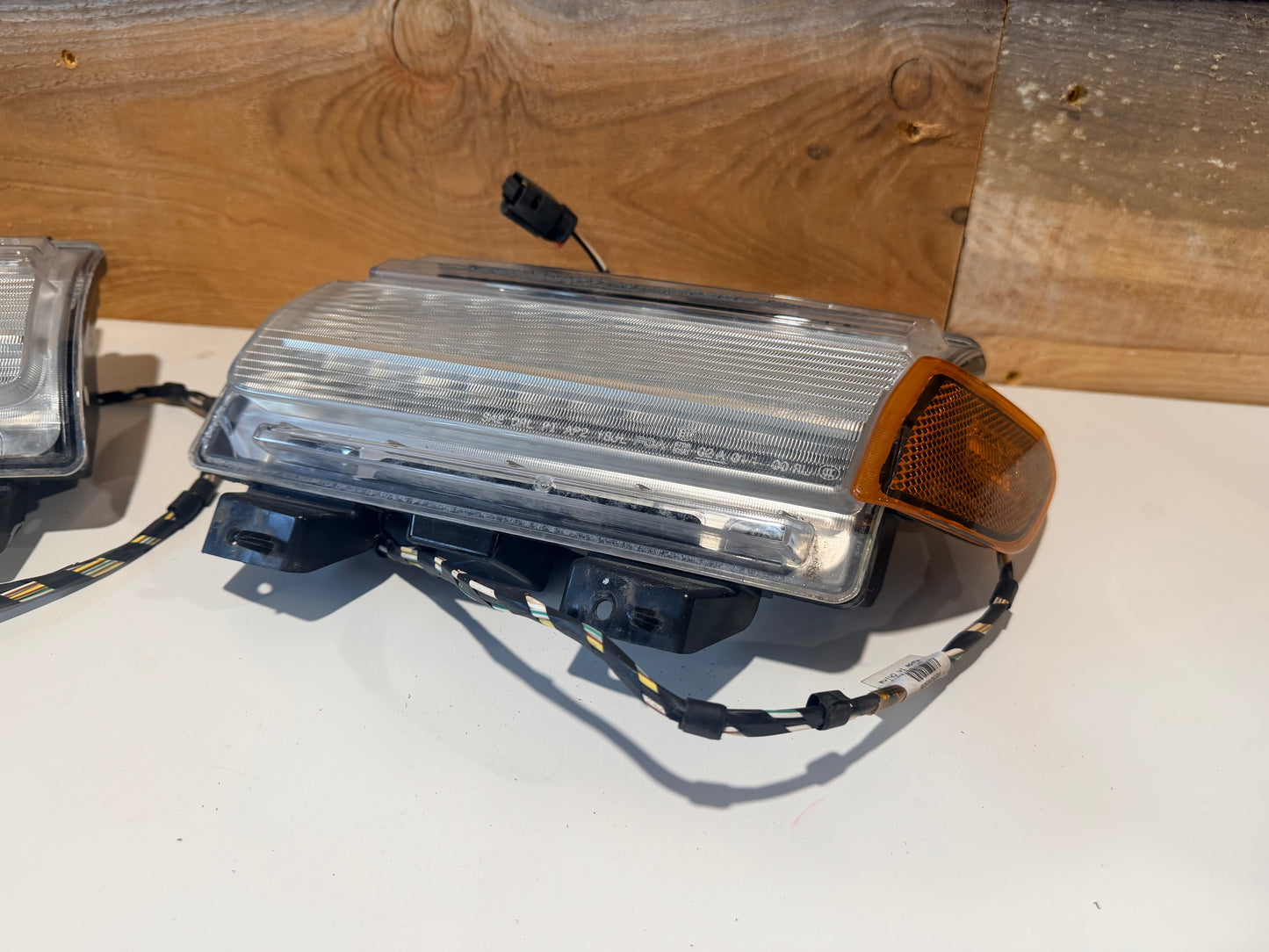Jeep  - 2018-2025 JEEP WRANGLER MOPAR OEM LED RT & LT SIDE FRONT FENDER LIGHT