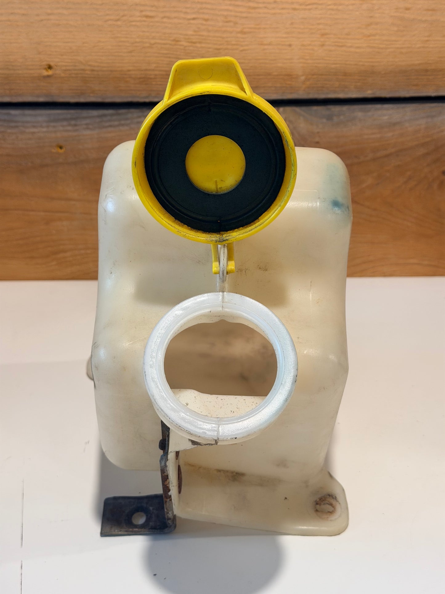 Jeep - 97-02 Jeep TJ Wrangler Single Pump Windshield Washer Reservoir Sprayer Tank OEM