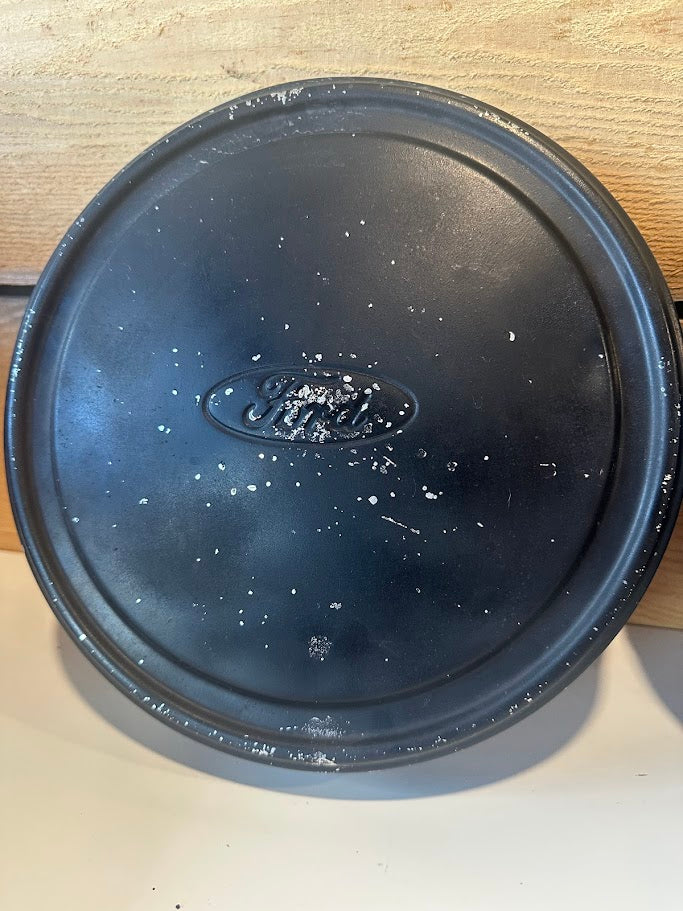 Ford - 1994 Ford F150 "Dog Dish" Hubcaps - Set of 2