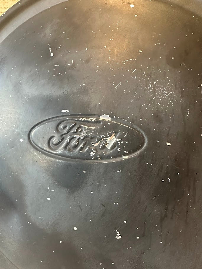 Ford - 1994 Ford F150 "Dog Dish" Hubcaps - Set of 2
