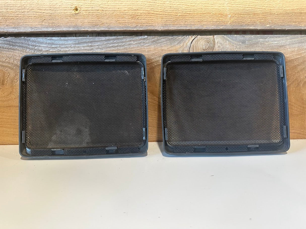 Jeep - 1996 Jeep XJ Cherokee Jensen Front Speaker Covers